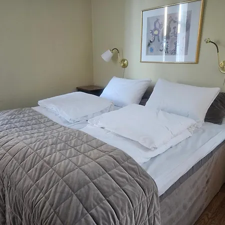 Hotel Eides *